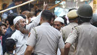 Hauz Qazi clashes: Amit Shah reprimands Delhi Police chief
