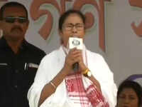 Major setback for Mamata Banerjee, EC shunts 4 top West Bengal cops