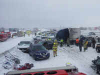 Video reflects chaotic scenes during major pileup on Wisconsin highway