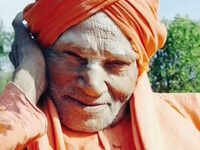 Siddaganga seer Shivakumara Swamiji passes away 