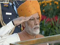 Republic Day: PM Narendra Modi pays tribute to martyrs at Amar Jawan Jyoti