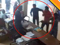 On cam: Man shot by unidentified miscreants at MP’s Rewa in broad daylight