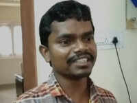 High-priority Naxal surrenders in Chhattisgarh, carried Rs 8 lakh reward on his head