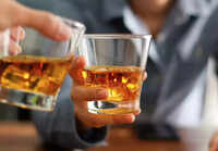 Stepped alcohol treatment helps HIV-positive people with drinking problem