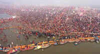 Kumbh 2019: Devotees throng for ‘shahi snan’ on Mauni Amavasya  