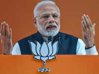 Opposition wants a weak govt so they can loot the country: PM Narendra Modi 