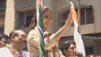 Lok Sabha polls: MNS workers support Urmila Matondkar during her rally in Mumbai