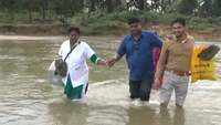 Inspiring! This woman crossed river on foot to provide healthcare services to locals in Chhattisgarh