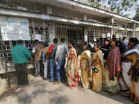 SC slams Centre, MHA over NRC issue 