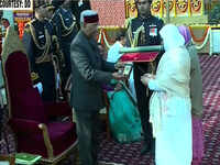 Martyr Nazir Ahmad Wani’s kin receive Ashok Chakra from President Ram Nath Kovind