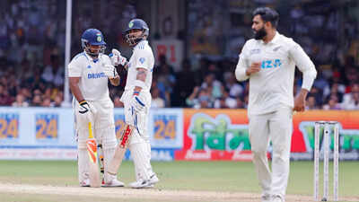 India vs New Zealand highlights, 1st Test: Virat Kohli falls as India end Day 3 at 231/3, trail by 125 runs