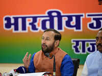 Congress helped Nirav Modi to flee: BJP