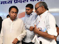 Kamal Nath explains how he made Digvijaya Singh agree to fight from Bhopal