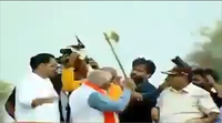 CM ML Khattar threatens to behead party worker during Jan Ashirwad Yatra