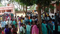 Lok Sabha polls 2019: Faulty EVMs delay polling in Odisha's Rourkela