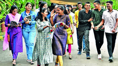 Jalgaon tops Nashik division with pass percentage of 93.3