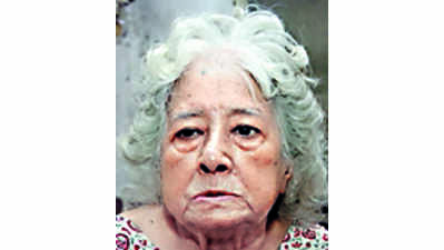 Ritwik wife’s letter to Mrinal’s wife remembers Sen as a friend in need
