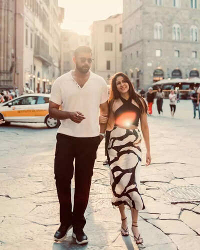 Love birds Lavanya and Varun Tej post their first picture after engagement!