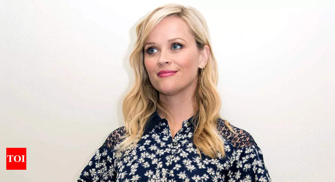 Reese Witherspoon Reveals How A Sex Scene With Mark Wahlberg In Fear