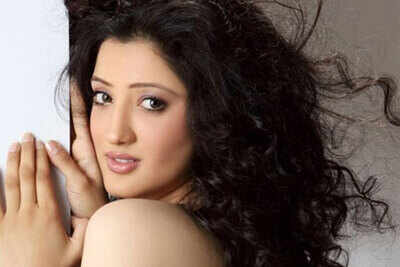 I want to do challenging roles: Richa Panai