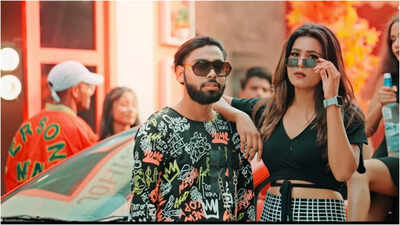 Jeet Jaicker drops a new song 'Kaale Kaale Nain' starring Manmeet Singh Arora and Hunny Chauhan