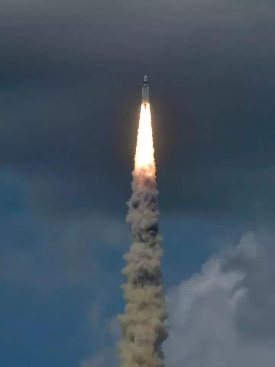 Chandrayaan Chandrayaan Orbiter Join Forces In Lunar Orbit Hot Sex