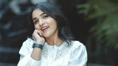 Divya Uruduga ventures into Business; unveils nail art and lashes studio in Bengaluru