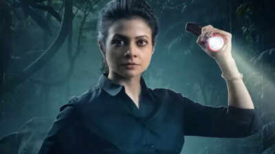 ‘Jongole Mitin Mashi’ song ‘Dhamsha Dhitam’ is a rich blend of modern & folk music