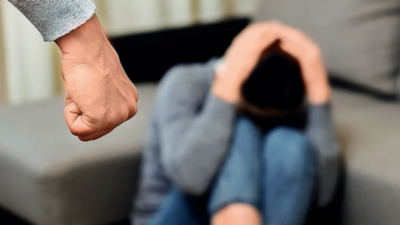1 domestic violence distress call every 5 mins