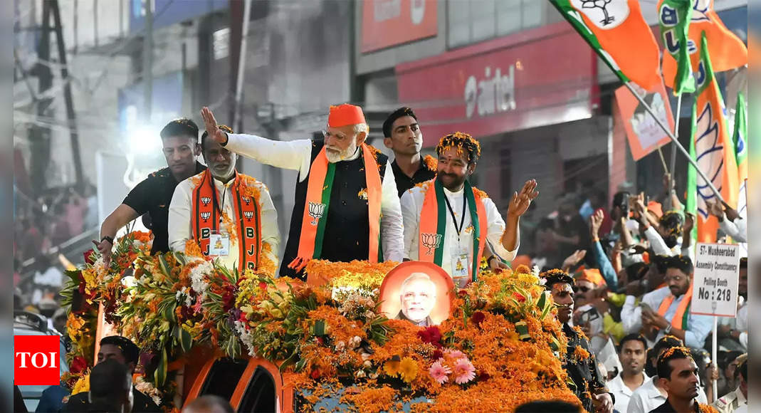 Telangana PM Narendra Modi Holds Roadshow In Telangana S Hyderabad