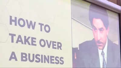 Dalip Tahil applauded for taking a seminar at IIM on "How to Take Over a Business the Madan Chopra Way"