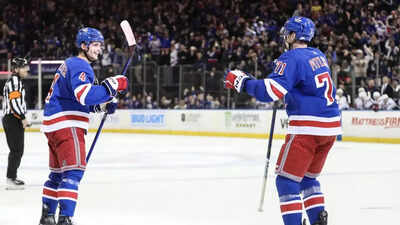 New York Rangers keep rolling, rout Washington Capitals 5-1