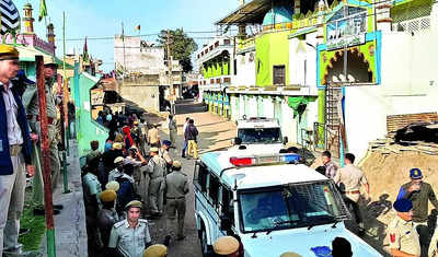 Stones Pelted At Shobha Yatra In Padra Vadodara News Times Of India