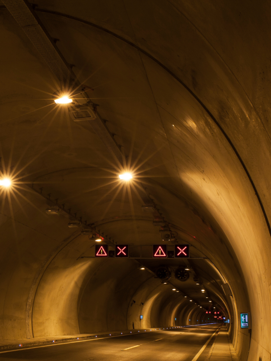 Orange Gate Marine Drive Tunnel Mumbai S Longest Intra City