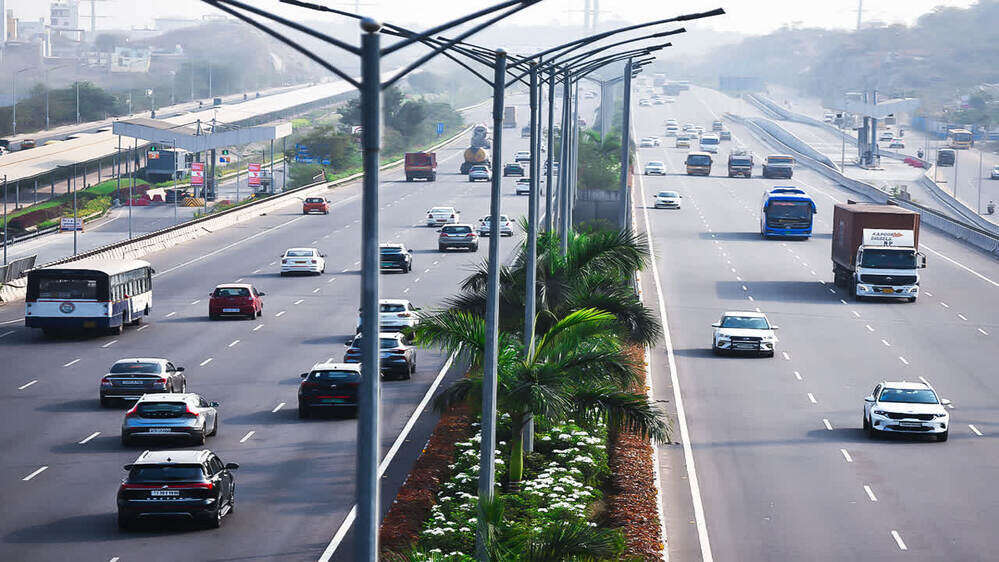 Speed thrills but kills, Outer Ring Road becomes death trap