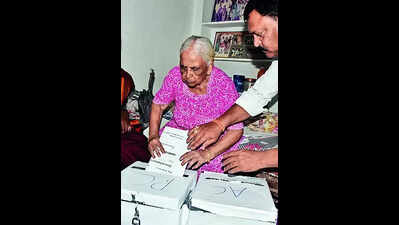Elderly, disabled in Cantt vote from home for LS & assembly