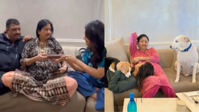 "I don’t need any day to shower my mother with gifts and love" says actress Anjali Arora on gifting her mother a mangalsutra