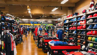 New prompt for virtual retail: Ecommerce firms are using AI in a variety of ways to take on physical retail