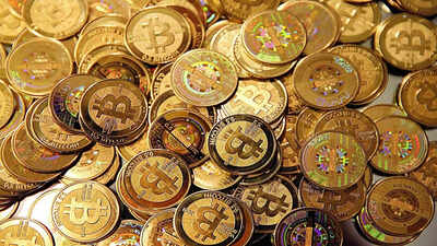 Bitcoin posts longest winning run since March on rate-cut wagers