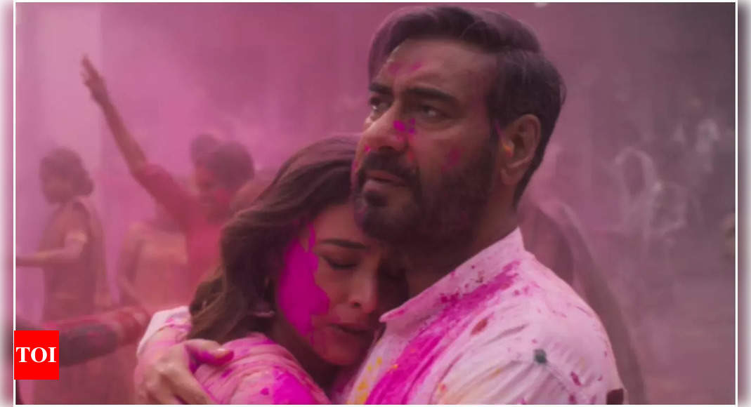 Auron Mein Kahan Dum Tha Trailer OUT Ajay Devgn And Tabu Back In A