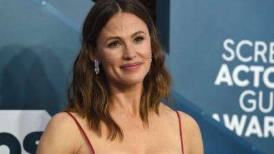 Jennifer Garner talks training for her Marvel Cameo and approves of divorce joke in Deadpool & Wolverine