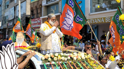 Vij files nomination in absence of any senior party leader, receive warm welcome from people