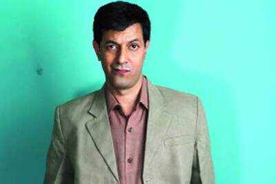 Rajat Kapoor is in Delhi