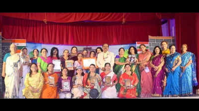 Theatrical marathon on women freedom fighters creates record