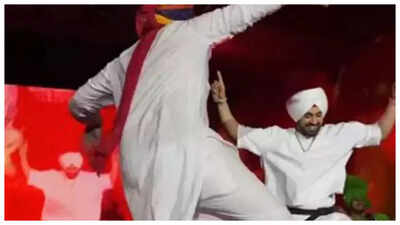 Diljit Dosanjh breaks into bhangra with Marwari fan at Jaipur concert, calls pagdi "our pride"