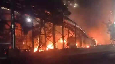 Gas leak at Bhilai Steel Plant, three workers fall sick