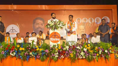 CM Eknath Shinde accuses MVA of stealing and copying Mahayuti's manifesto