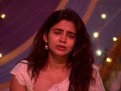 Bigg Boss Tamil 8: Vijay Sethupathi warns Soundariya for being rude to housemates