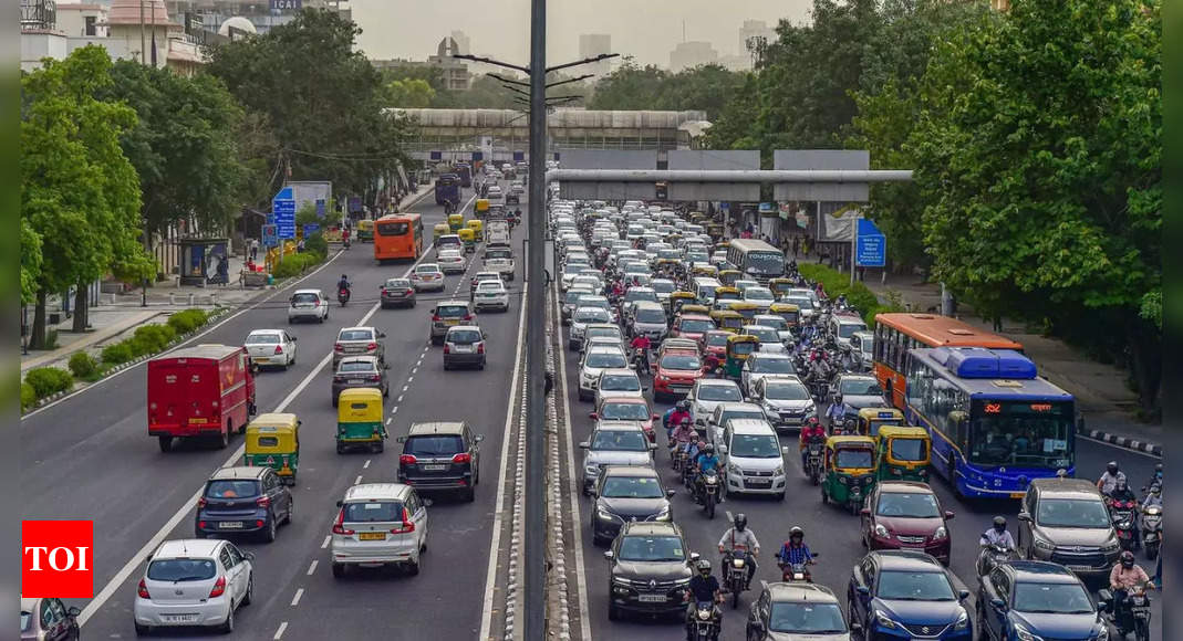 Farmers Protest March From Noida To Delhi As Farmers Plan Delhi March