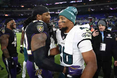 Lamar Jackson leads all NFL players in fan votes for the 2025 Pro Bowl Games